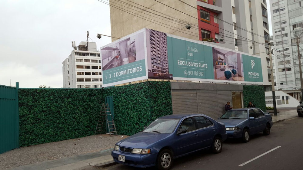 Cerco de obra de proyecto de flats